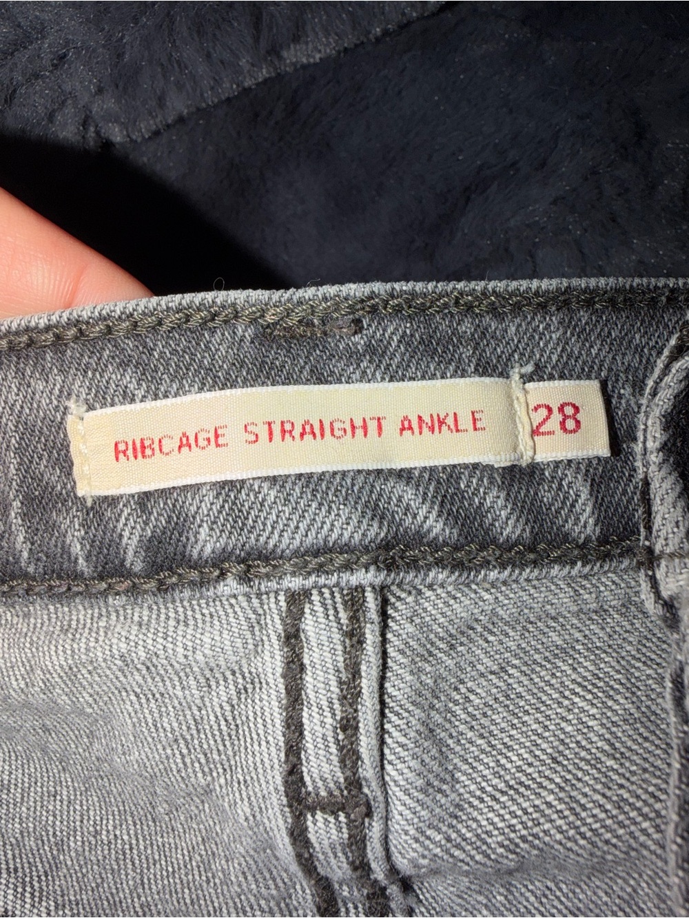 Levi’s Ribcage Jeans 28 - Picture 5 of 5